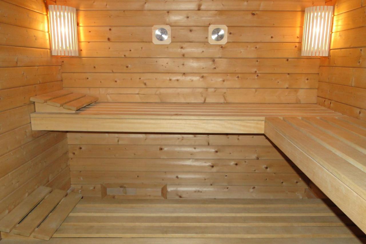 Gite 1805 Montagnes Du Jura Avec Spa Et Sauna Classe 3 Etoiles Foncine-le-Haut Kültér fotó